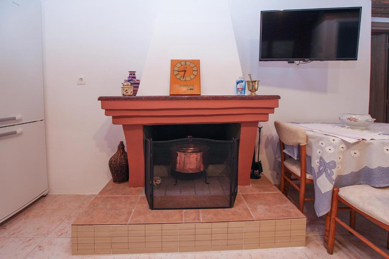Traditional Guesthouse Asimakis Anifion Exterior foto